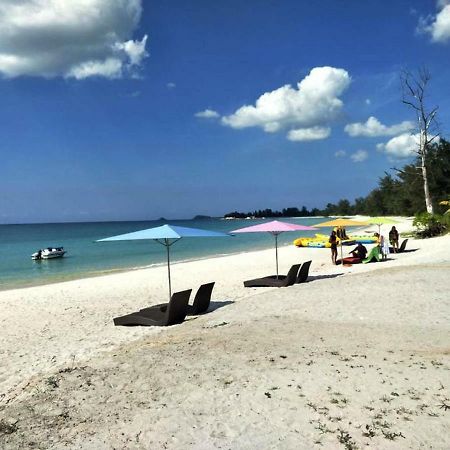 Belitung Holiday Resort Sijuk ภายนอก รูปภาพ
