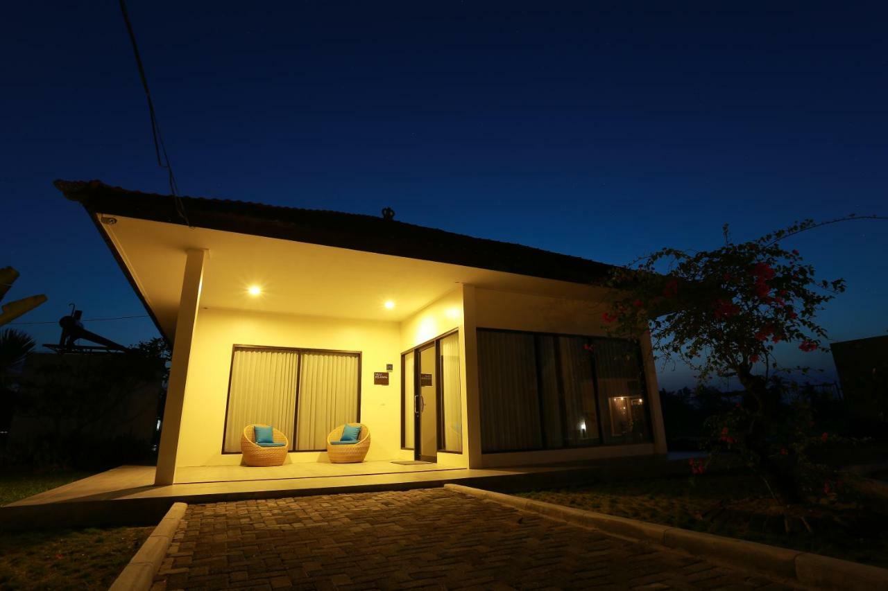 Belitung Holiday Resort Sijuk ภายนอก รูปภาพ