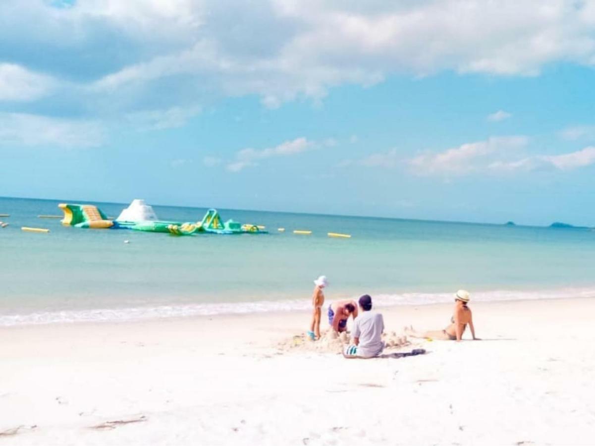 Belitung Holiday Resort Sijuk ภายนอก รูปภาพ