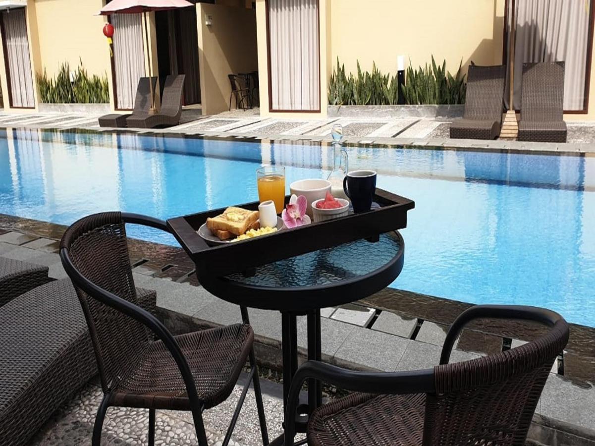 Belitung Holiday Resort Sijuk ภายนอก รูปภาพ