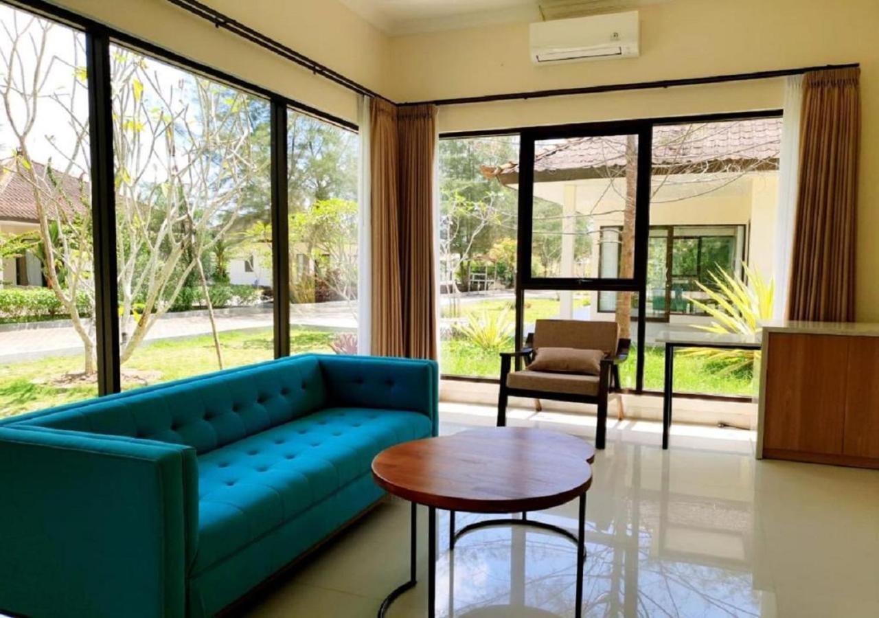 Belitung Holiday Resort Sijuk ภายนอก รูปภาพ